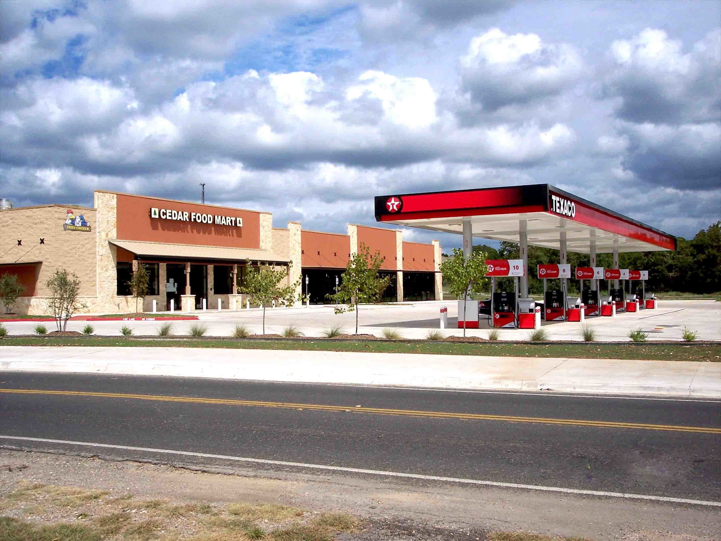 709 E Slaughter Lane, Austin, Texas 78744 NEW RETAIL SPACE On E. Slaughter